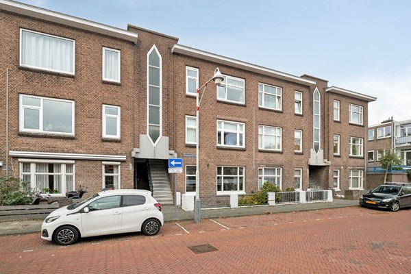 Medium property photo - Bussumsestraat 105, 2574 JD Den Haag